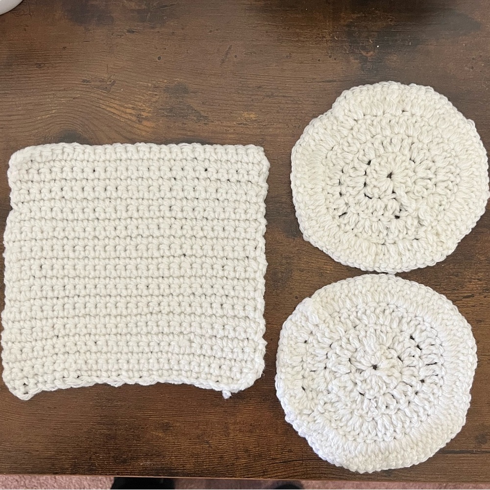White crochet pot holders, never used.